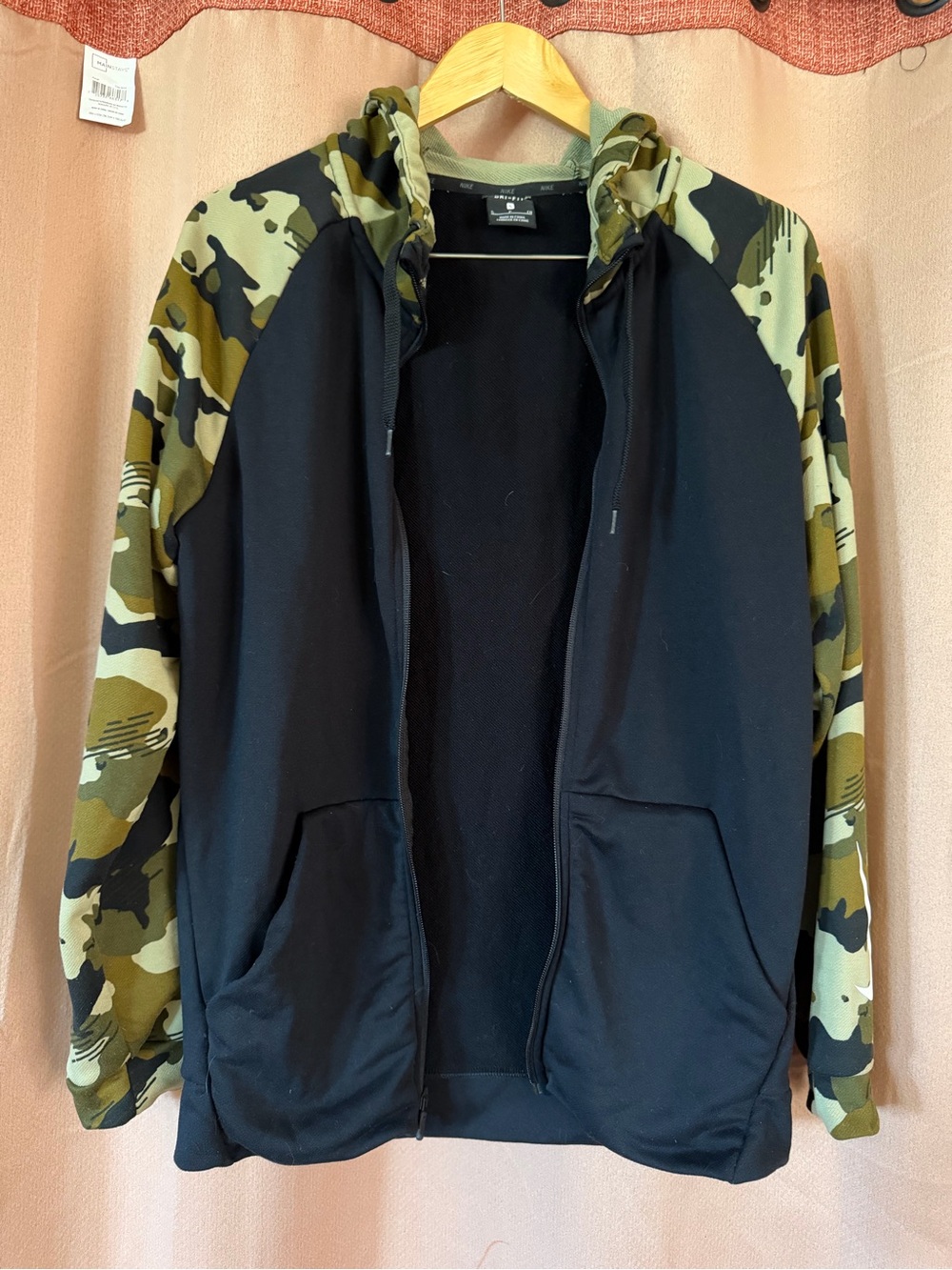 Nike Black Dry Fit Zip Up Hoodies with Green Camo Sleeves - Size Small